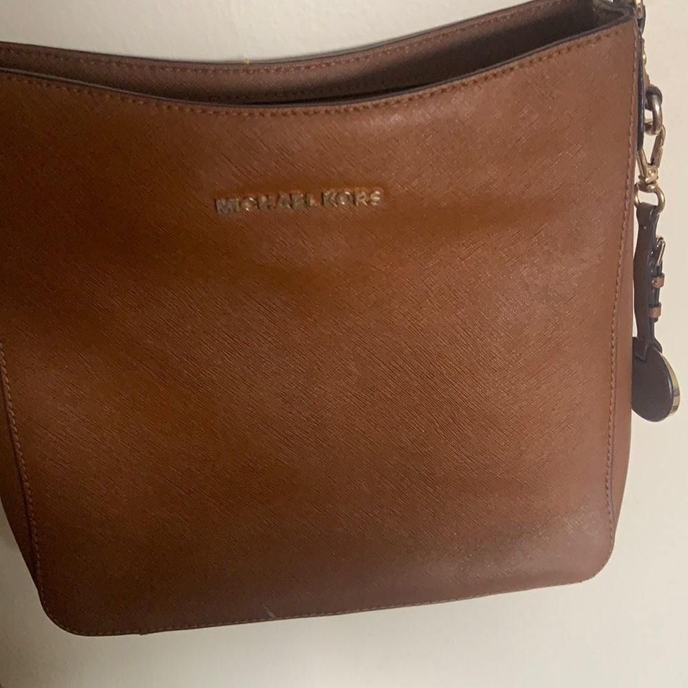 Michael kors crossbody